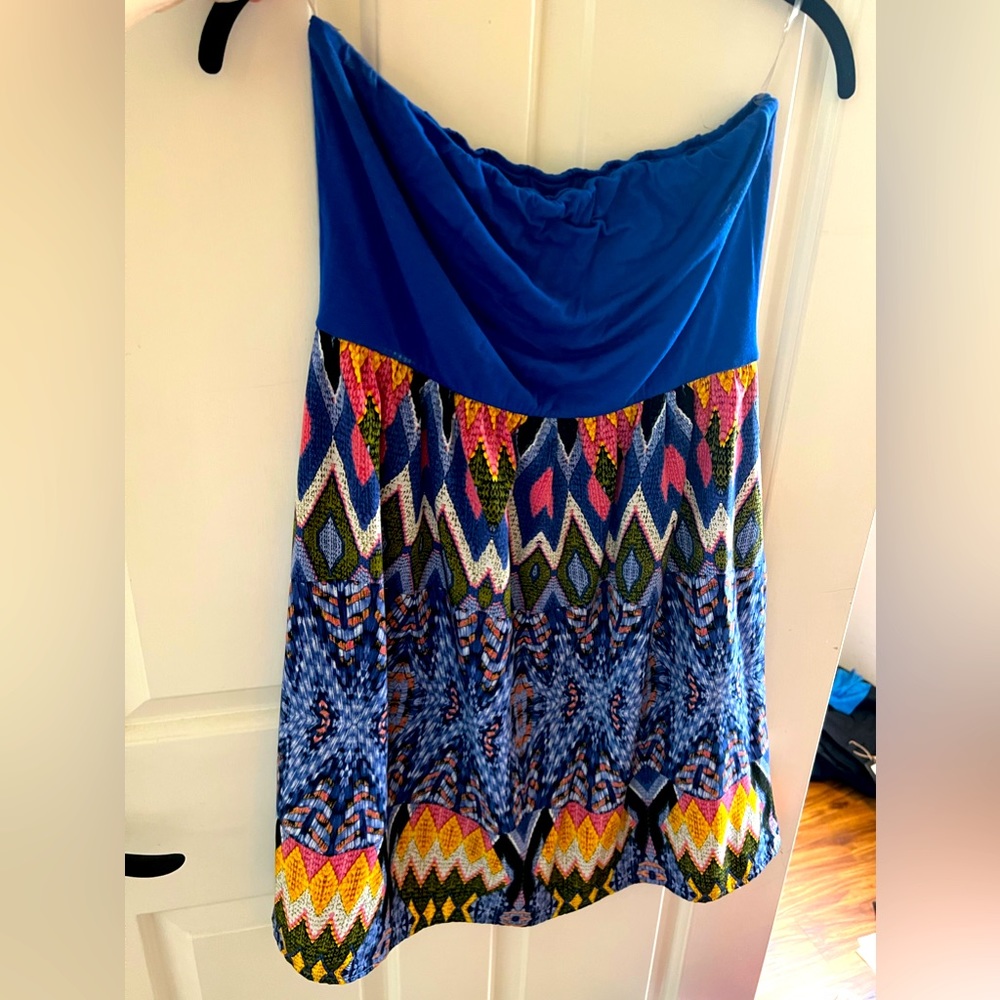 Boutique strapless dress
